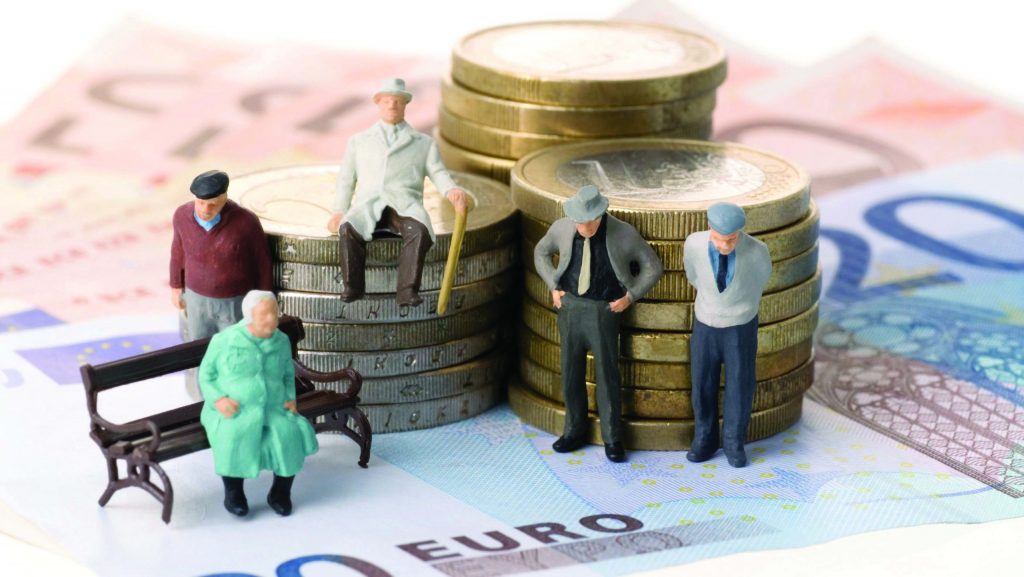 Vendimet e qeverisë/ Miratohet indeksimi i pensioneve në masën 13.5%, ja si do të bëhet llogaritja