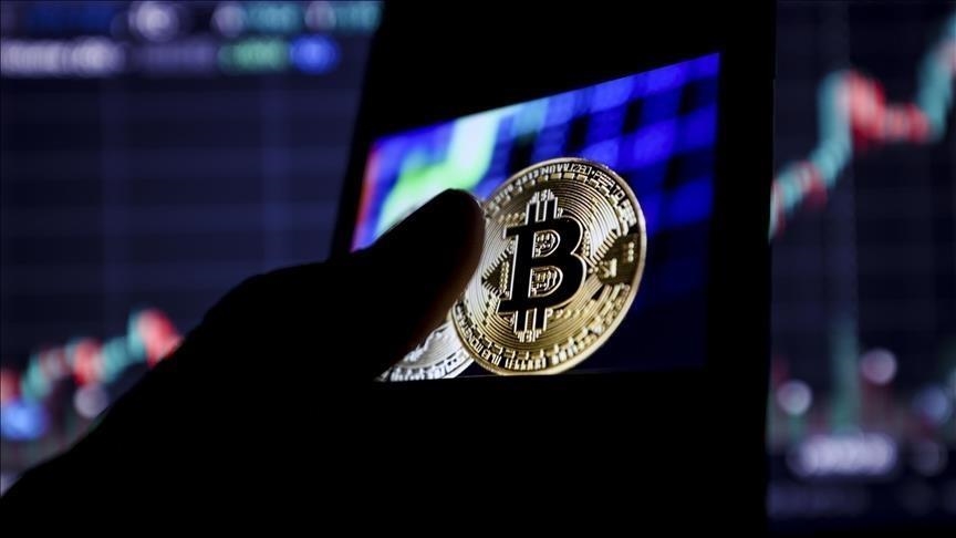 Vlera e tregut e Bitcoin-it arrin një trilion dollarë pas më shumë se dy vitesh
