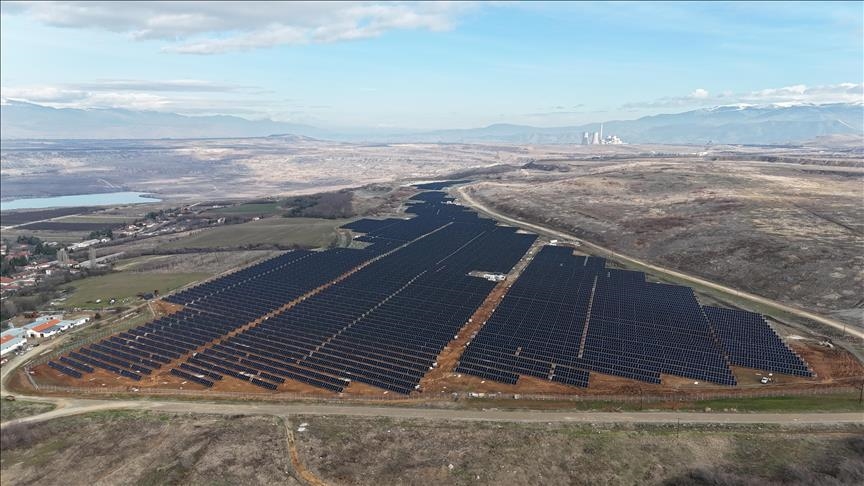 Gjiganti gjerman RWE dhe kompania greke PPC do të ndërtojnë fermën më të madhe diellore në Greqi