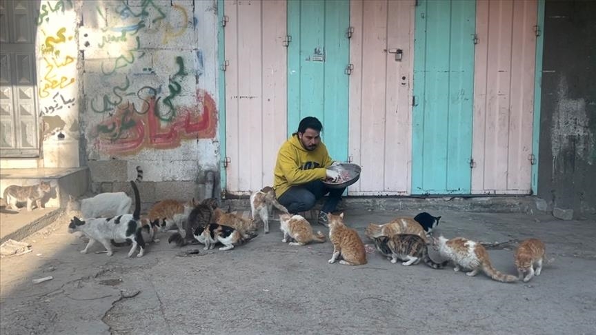 Gaza, i riu palestinez ushqen macet nën sulmet izraelite