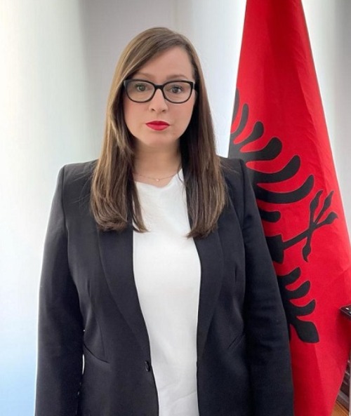 Lirohet nga detyra zv/ministrja e Arsimit dhe Sportit, Albana Tole