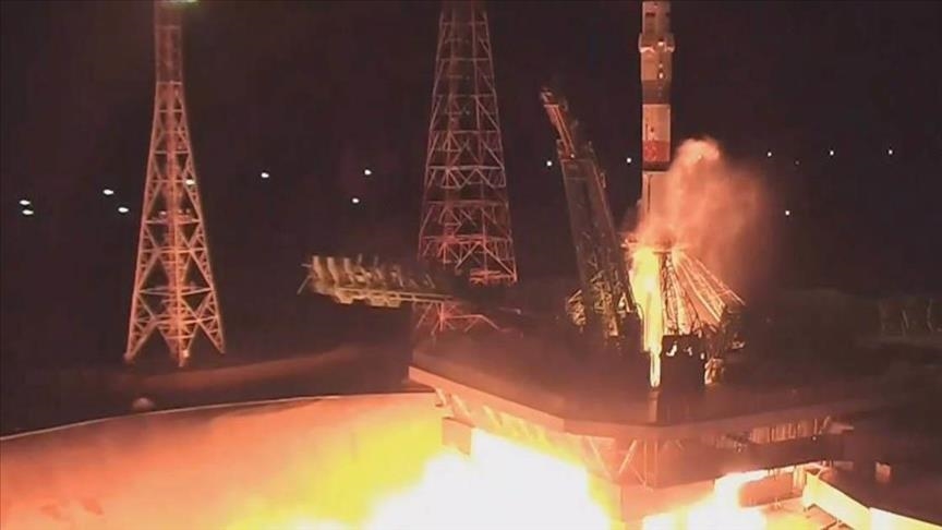 Irani lëshon satelitin e ri kërkimor dhe vëzhgues në hapësirë