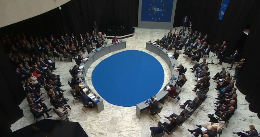“Vetëm, jemi të gjithë të vegjël”, Rama në Samitin BE-Ballkan Perëndimor: Të bëjmë paqe për të pasur një të ardhme të begatë