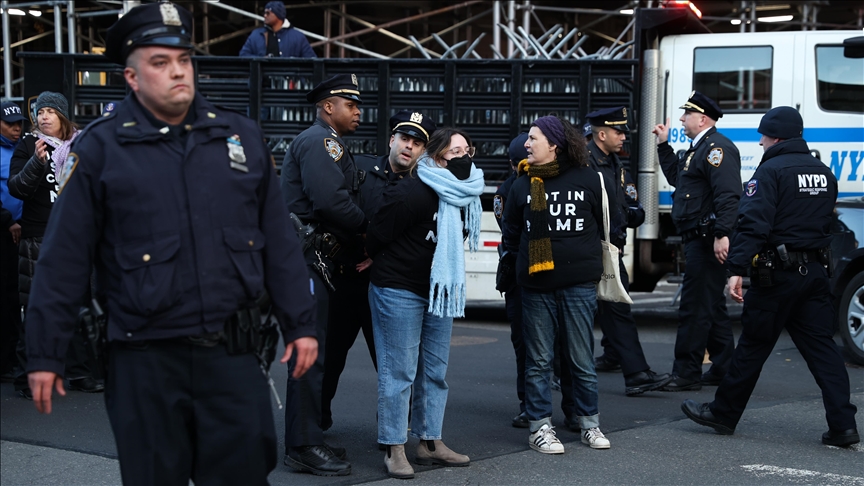 New York, arrestohen dhjetëra protestues pro-palestinezë që i bllokuan rrugën presidentit Biden