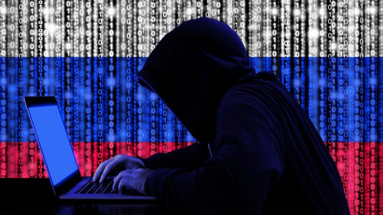 Britania ngre alarmin: Grupi i hakerave me bazë në Rusi ka nisur sulme ndaj qeverive, politikanëve e gazetarëve