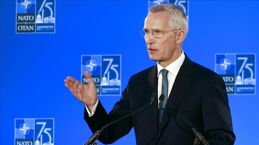 Stoltenberg: Mbështetja e NATO-s për Ukrainën nuk e bën aleancën 