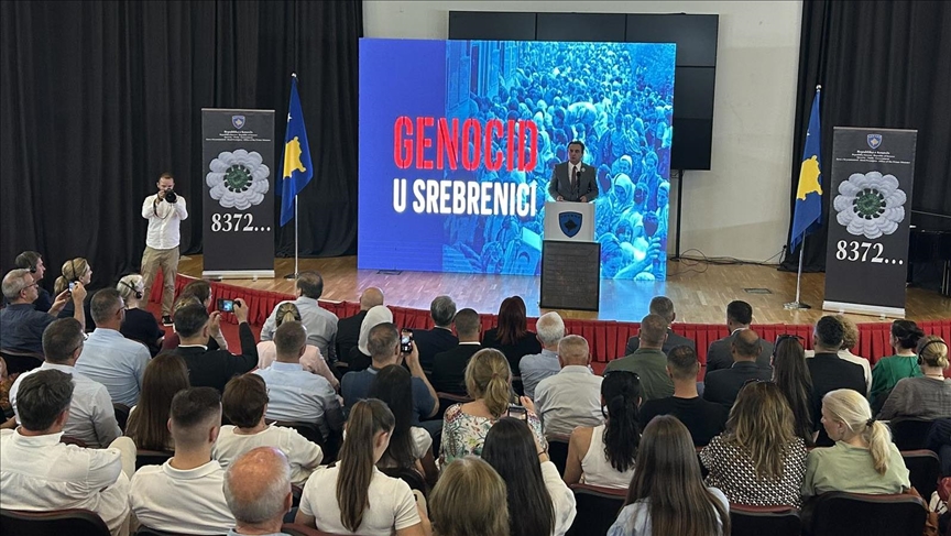 Kurti për masakrën e Srebrenicës: Ishte edhe paralajmërim i projektit gjenocidal në Kosovë