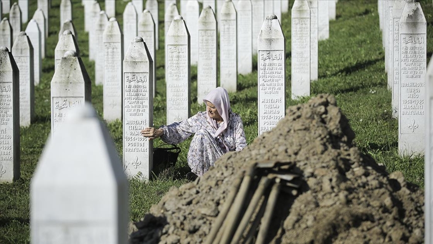 Bosnja shënon 29-vjetorin e gjenocidit të Srebrenicës