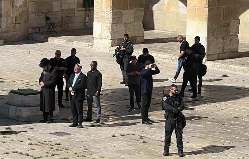 Ministri i ekstremit të djathtë të Izraelit, Ben-Gvir bastisi xhaminë Al-Aksa