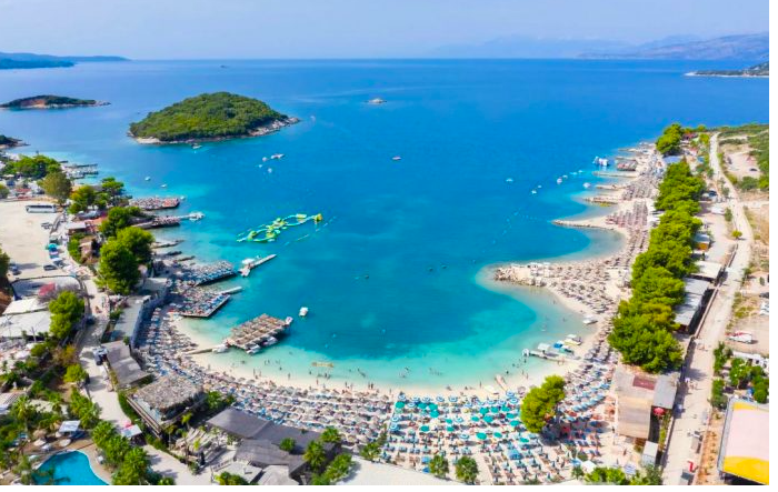 “La Nacion”: Shqipëria – destinacioni evropian me plazhe spektakolare dhe përvojë autentike kulturore