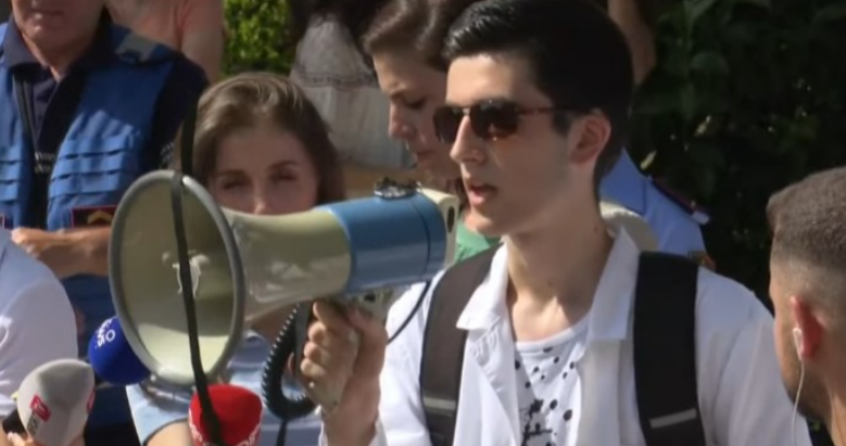 Studentët e mjekësisë: Do bojkotojmë vitin akademik, mos e miratoni pr.ligjin