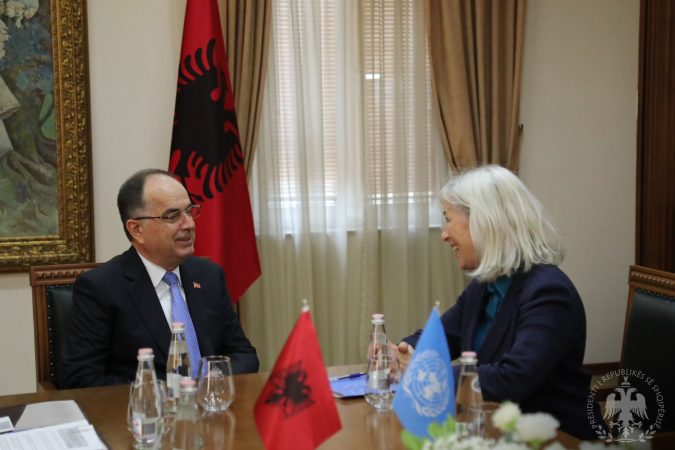 Begaj takim me Koordinatoren e OKB-së në Shqipëri, në fokus të bisedës Samiti i shtatorit