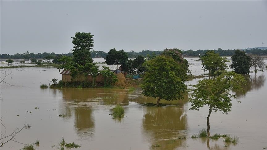 Përmbytje në Indi, të paktën 48 të vdekur