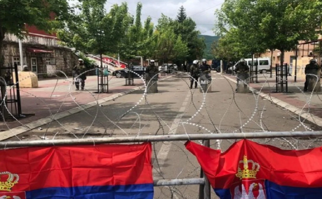 U plagos me armë zjarri në Zveçan, Milloviç: Gjendja e serbit është e rëndë