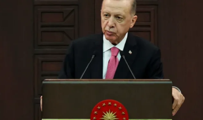Erdogan premton një kushtetutë të re “civile”