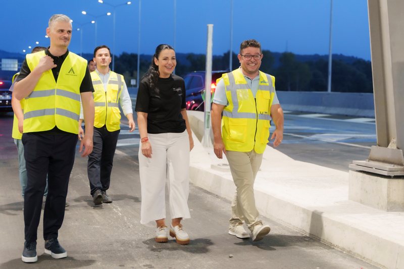 Balluku inspekton aksin Thumanë-Kashar: Autostradë e kategorisë A, hapet për qarkullimin pasditen e 30 qershorit
