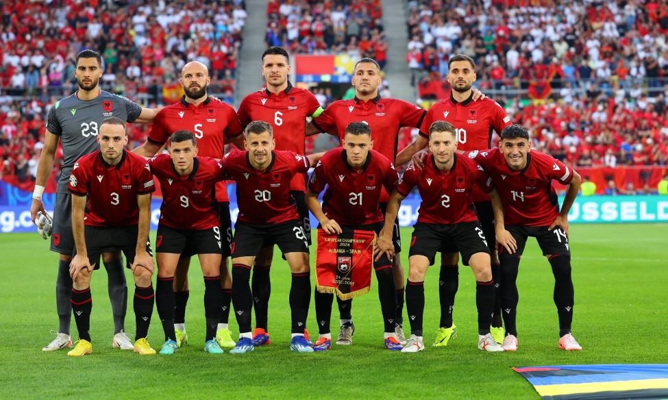 Formacioni me lojtarët që kanë befasuar në Europian, në 11-she një futbollist i Shqipërisë
