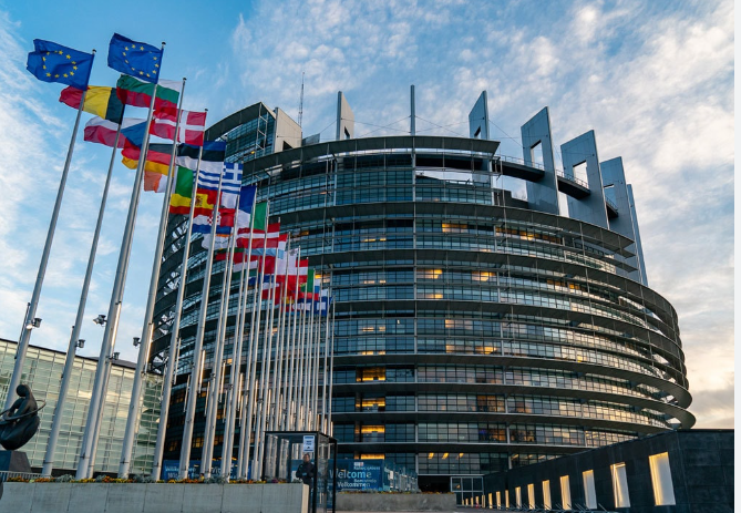 Heqja e vizave me kosovën, PE miraton rekomandimin