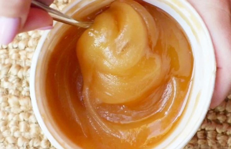 Mjaltë me kanellë – Si të bëni një antibiotik natyral në kushte shtëpie