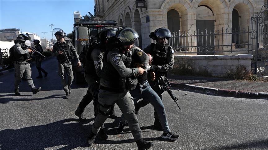 Forcat izraelite arrestuan 37 palestinezë, përfshirë një gazetare në Bregun Perëndimor