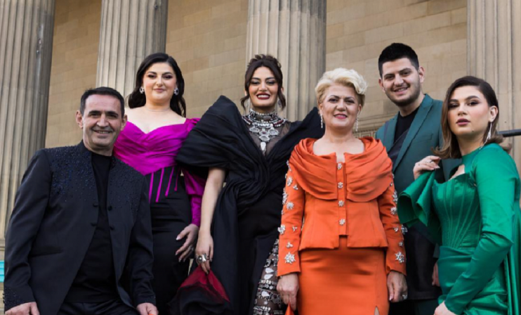 Gjysmëfinalja e dytë e “Eurovision 2023”/ Albina dhe familja Kelmendi ngjiten sonte në skenë