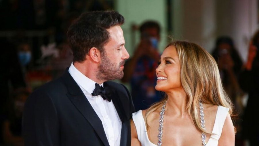 Jennifer Lopez dhe Ben Affleck divorcohen pas dy vitesh martesë?