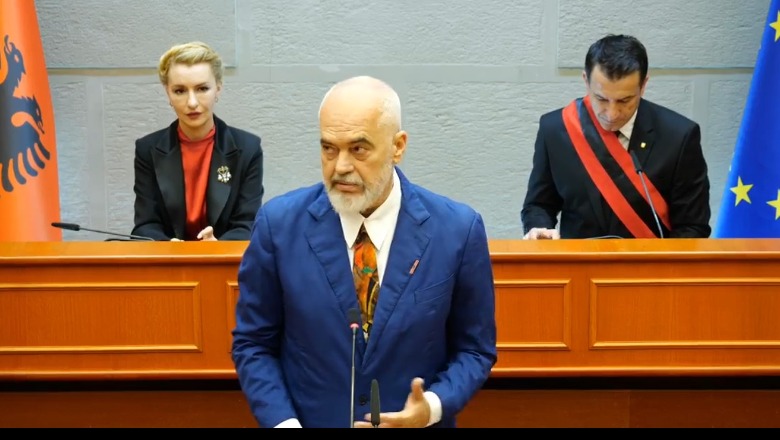 Ali Ahmeti “Qytetar Nderi” i Tiranës, Rama: Falë tij, shqiptarët në MV po jetojnë ditët më të mira