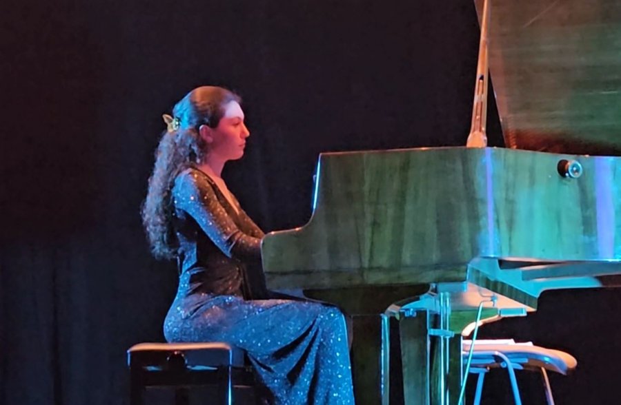 Henka Mejdani, fituese e çmimit ndërkombëtar në piano në Verona të Italisë