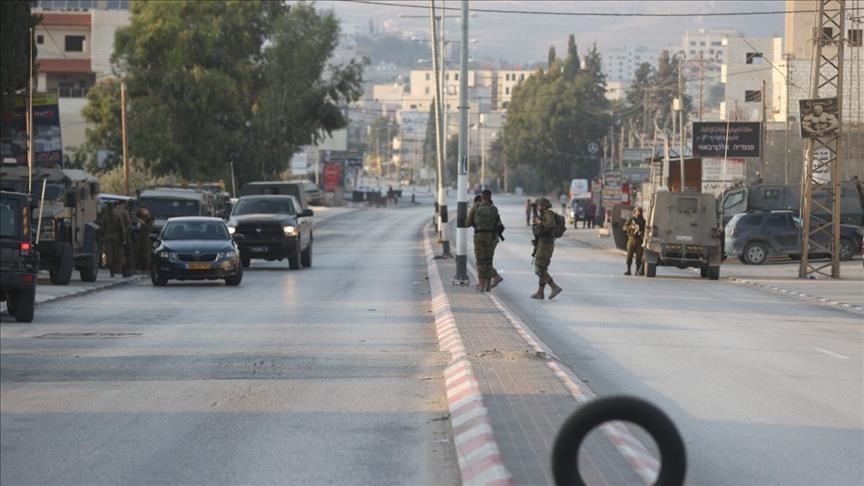 Ushtarët izraelitë arrestojnë 22 palestinezë në Bregun Perëndimor