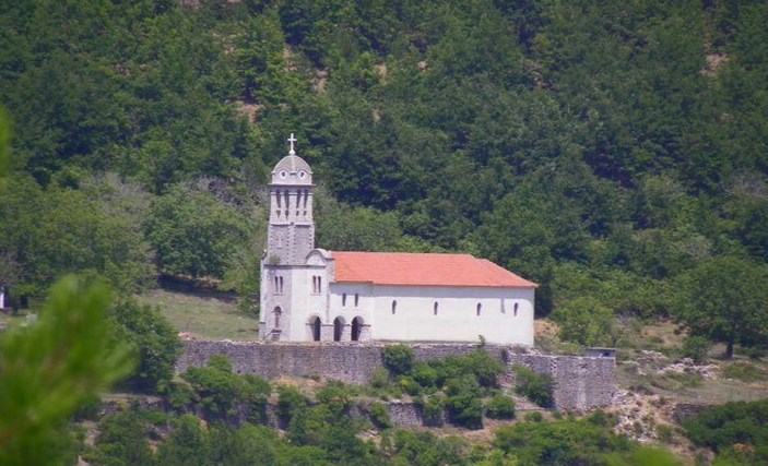 Bjeshkët e Oroshit shpallen “Peizazh i mbrojtur”