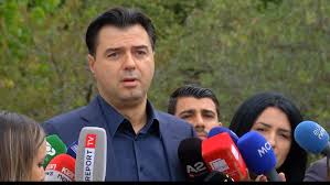 Basha mbetet kryetar i PD-së në regjistrin e partive! Gjykata e Tiranës s'pranon kërkesën e Bardhit për çrregjistrim