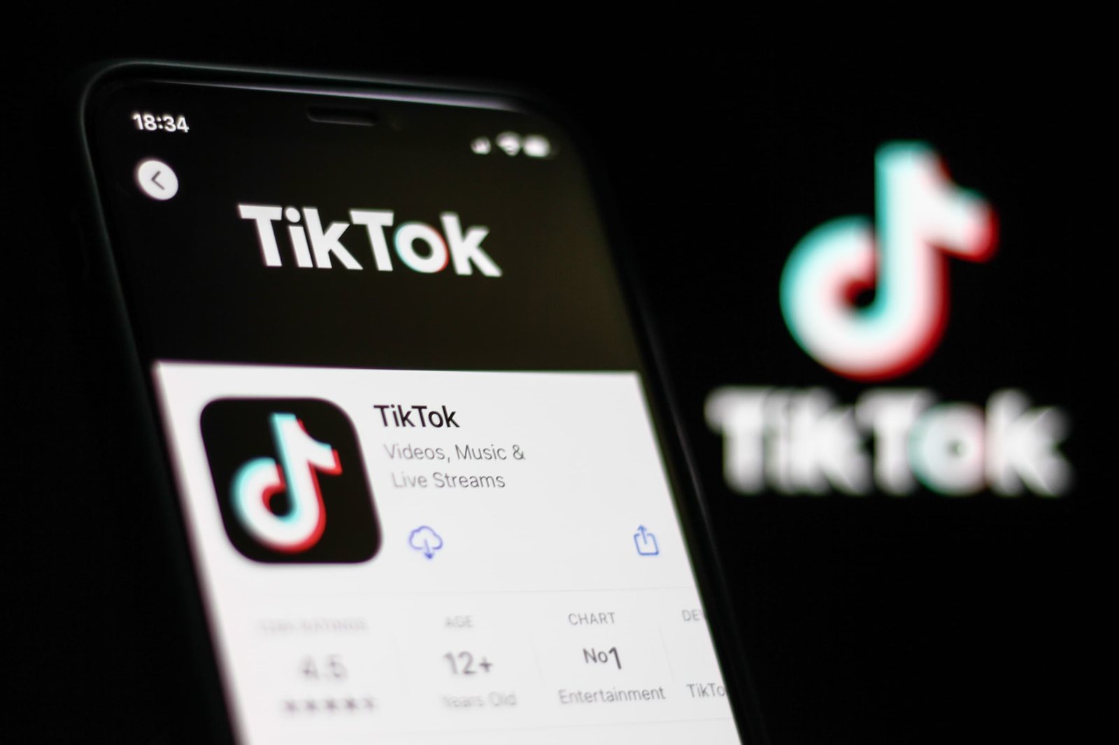 Australia ndalon TikTok në pajisjet elektronike qeveritare