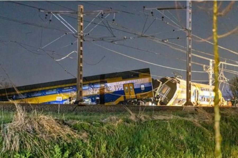 Treni del nga shinat në Holandë, një viktimë dhe 30 të plagosur
