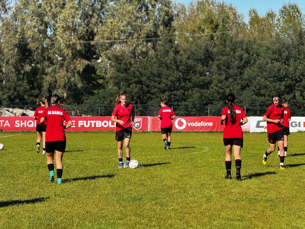 Euro U-19 për vajza, Shqipëria mbyll përgatitjet për duelin e tretë kualifikues ndaj Skocisë