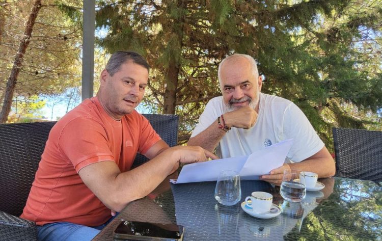 Rama takohet me Pjerin Ndreun: Po e kthen Lezhën në Spanjën e vogël të Shqipërisë