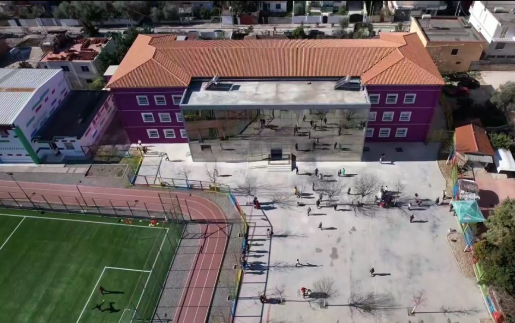 Manastirliu: Hap dyert për 700 nxënës dhe mësues shkolla 9-vjeçare “Skënder Libohova” në Lushnjë