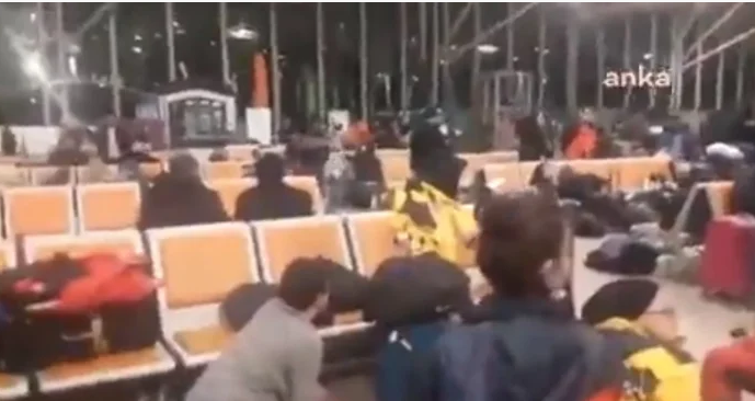 VIDEO/Momente paniku nga tërmeti 6.4 ballë në aeroportin e Hatajit