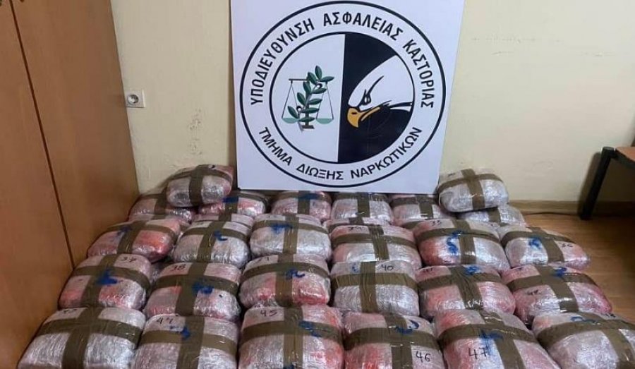 Greqi/ Sekuestrohen 53 kg marijuanë në Kostur, arrestohet shqiptari
