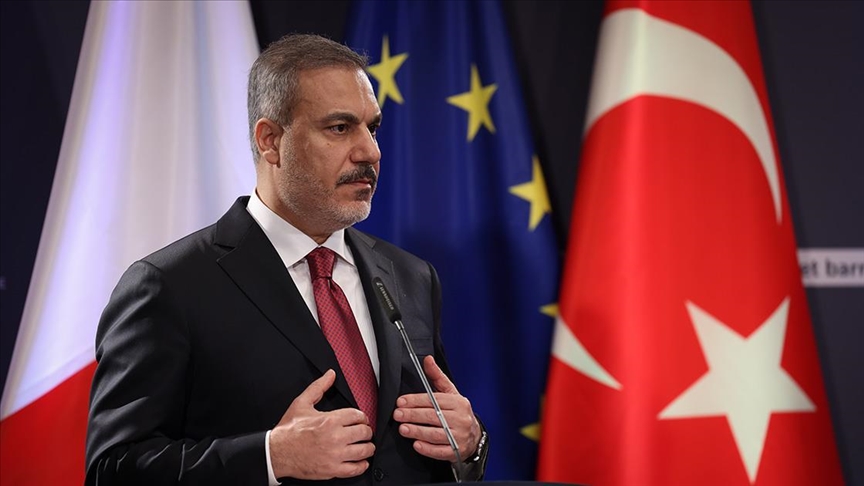 Fidan: Türkiye do të rihapë së shpejti konsullatën në Libinë lindore
