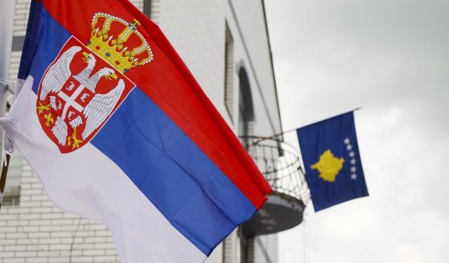 Si Serbia po e njeh “de facto” Kosovën
