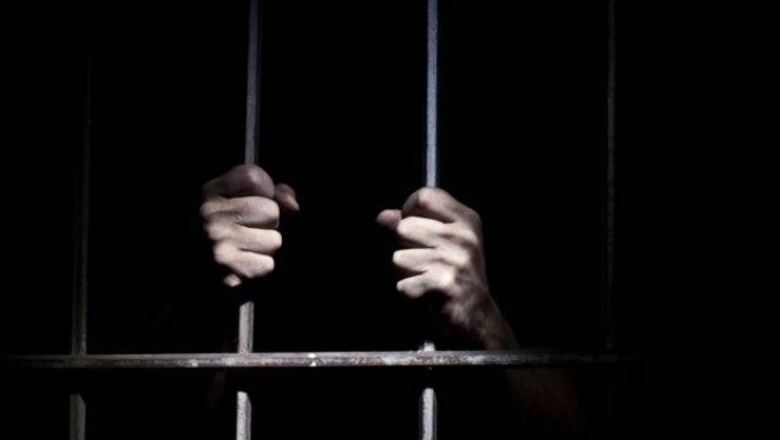 Kosovë/ Vrau vëllain për një mosmarrëveshje për bagëtit, autori dënohet me 21 vite burg