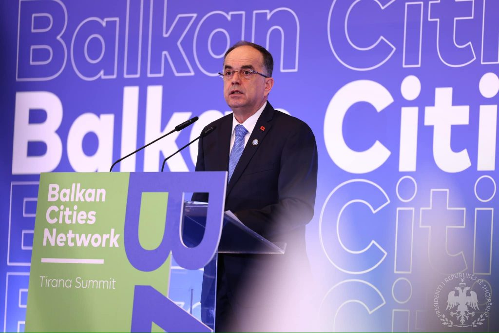 Begaj: “Rrjeti i qyteteve ballkanike”, angazhim serioz për bashkëpunim rajonal