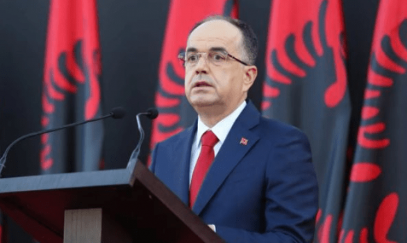 Presidenti Begaj dekreton emrat e ambasadorëve të rinj