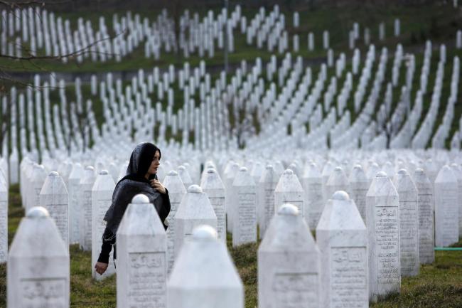 Sot 28 vjet nga gjenocidi i Srebrenicës, më i rëndi në Evropë që nga Lufta e Dytë Botërore