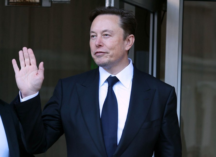 Gara me Bernard Arnault, Forbes: Elon Musk rimerr titullin e njeriut më të pasur në botë