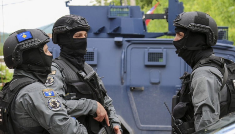 Arrestimi në Veri të Kosovës, raportohet për 3 policë të lënduar