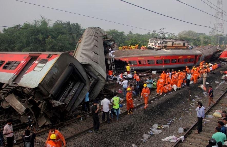Incidenti vdekjeprurës me trena në Indi, mbi 100 trupa të paidentifikuar