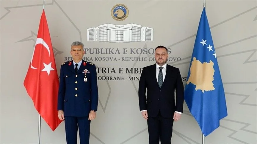 Ministri i Mbrojtjes i Kosovës takon zyrtarin e Ministrisë turke të Mbrojtjes