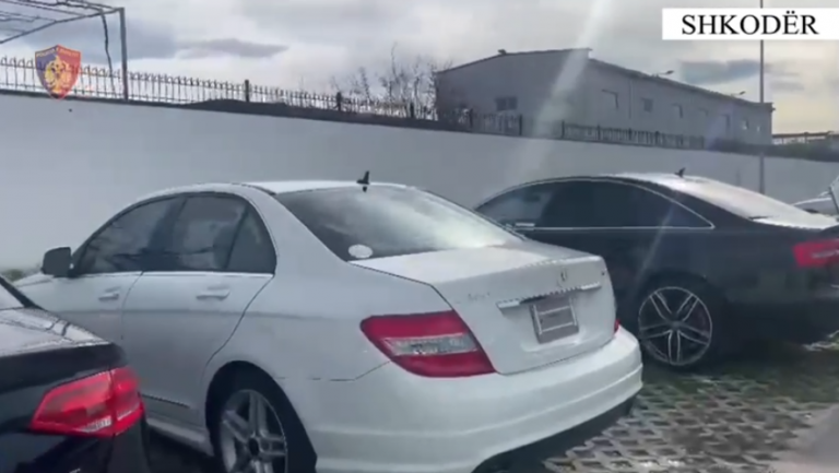 Sekuestrohen 6 makina luksoze në Shkodër, arrestohet 22-vjeçari, në kërkim shoku