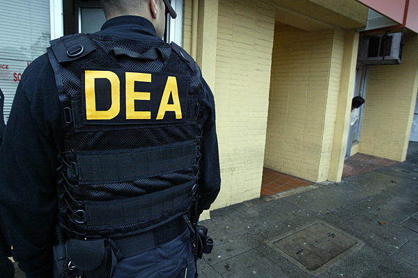 DEA në Shqipëri, pse agjencia kundër drogave kërkon komunikim direkt me shqiptarët?